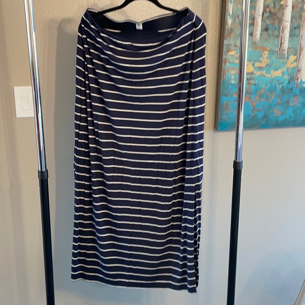 Old Navy Navy maxi skirt